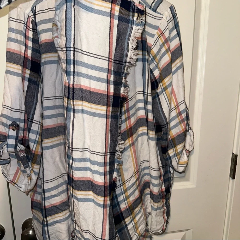 Maurice’s Plaid Kimono - Picture 3 of 5
